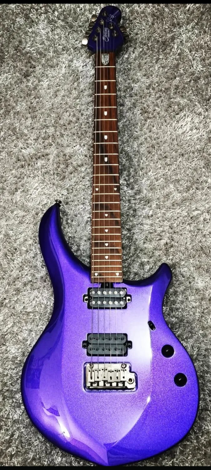 Sterling Majesty 100 X purple E-Gitarre