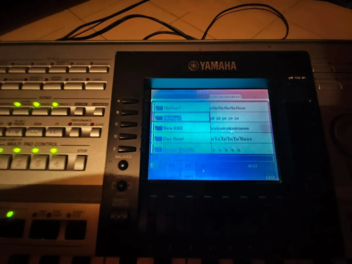 YAMAHA Psr3000 Szintetizátor