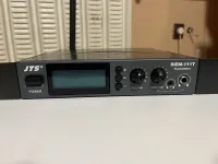 - JTS SIEM111T + SIEM111R vezeték nélküli fül