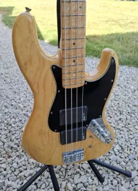 Enfield Fusion J Basszusgitár - squierforsale [2026.06.30. 21:32]