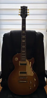 Epiphone Les Paul Classic Honey Burst + keménytok Elektromos gitár - Rádler Vilmos [Ma, 10:27]