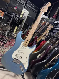 Fender Player Stratocaster Electric guitar - Heat [Today, 6:49 pm]