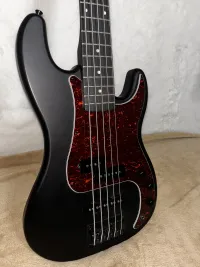 Harley Benton PJ-5 SBK Deluxe Series Basgitara 5 strún - Fehérvári Lili [Today, 11:14 pm]