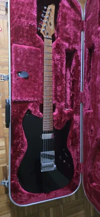 Ibanez AZ 2200 BK