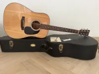Martin D-18