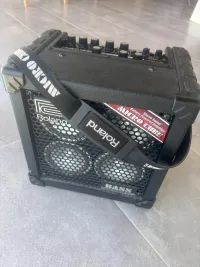 Roland Micro Cube Bass RX Basszusgitár kombó