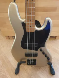 Squier Contemporary Active Jazz Bass HH RMN Shoreline Gol Bajo eléctrico - elhulla [Today, 6:04 pm]