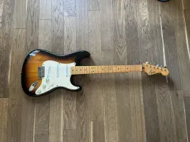 Squier Stratocaster classic vibe CV Elektromos gitár - Kendy Attila [Ma, 16:36]