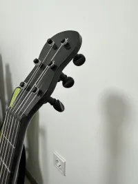 - Oldrich Bauer romantikus gitár