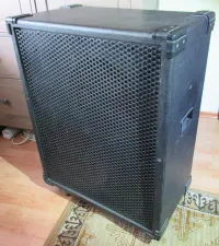 -  Üres gitárláda