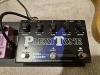 Eladó Carl Martin Plexitone overdrive, torzító, booster, 3 az 1-ben pedál.230 V-os csatlakozóval, nem kell hozzá külön táp. Lehet csak booster pedalként is használni, az overdrive és a torzító fokozatok [...]
