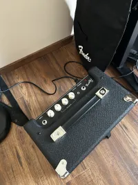 Fender Rumble 15 Zosilňovač pre basgitaru a kombináciu - Gajdicza János [Today, 2:59 pm]