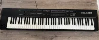 Roland A-33