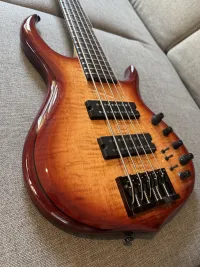 Sire Marcus Miller M7-5