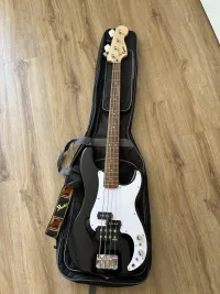 Squier Sonic p bass