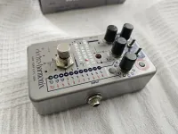Electro Harmonix Intelligent Harmony Machine