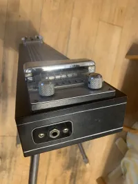 Eladó gyűjteményből egy kiváló állapotú 1953-ban gyártott Fender Studio-Deluxe-8-String elektromos lap steel gitár 3 gyári állítható fém lábakkal, szép hanggal. [...]