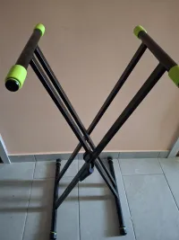 Gravity  Keyboard stand - Guitar Maniac [Yesterday, 1:11 pm]