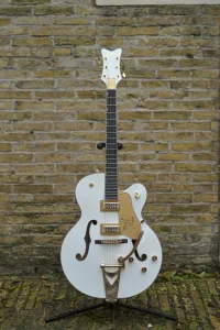GRETSCH Synchromatic Falcon Hollow Body Single-Cut Jazzgitár - Abkarovics [Ma, 00:23]