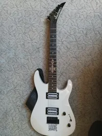 Jackson Js11 dinky ah wh