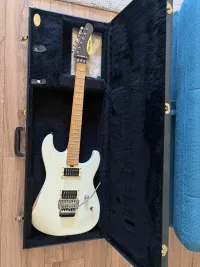 Friedman Cali CALI-AMVHH+ 2017 Vintage White Relic Elektromos gitár