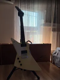 Gibson Explorer  demo Linkshänder E-Gitarre - Tóth Attila Kristóf [Today, 4:37 pm]