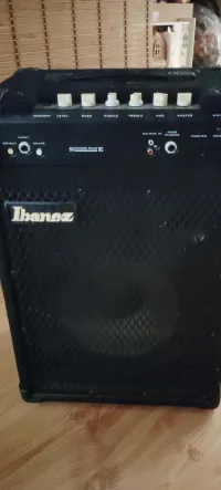 Ibanez Sound Wawe Basszuserősítő-fej - Leslie Toth [Ma, 11:01]
