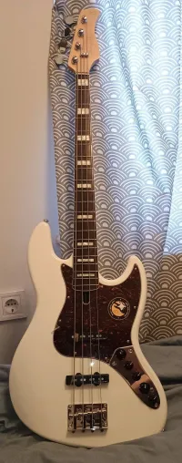 Sire Marcus Miller V7 Alder-4 2nd Gen  White