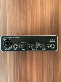 Behringer U-phoria UMC22 audiointerfészhangkártya Külső hangkártya - Seszták Emil [Ma, 12:57]
