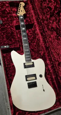 Fender Jim Root V4 Jazzmaster Elektromos gitár - rob [Ma, 22:22]