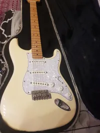 Fender Strató Elektromos gitár - benson [Ma, 14:51]
