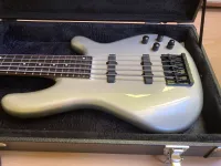 Fernandes Gravity Deluxe 5 Bass Gitarre - Lecsó [Today, 10:02 am]