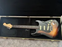 Squier JAPÁN --stratocaster Electric guitar - Elő Leslie [Today, 1:45 pm]