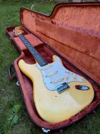 Fender 1979 Stratocaster Hardtail Blonde 3,6KG Electric guitar - TORAC [Today, 5:45 pm]