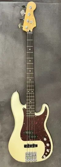 Fender Player II modified active Precision Bass guitar - Nassau [Today, 7:14 pm]
