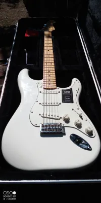 Fender Stratocaster