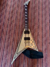 Jackson Flying V Rhandy Roads