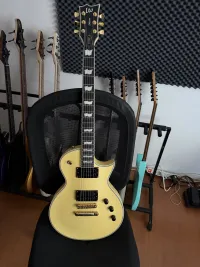 LTD EC-1000T Guitarra eléctrica - m.* [Yesterday, 11:52 pm]