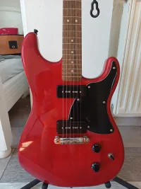 Squier Paranormal Strat-O-Sonic Red Transparent
