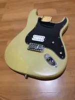 - Stratocaster  koptatóval, pickuppal Telová časť - Tuskóhopkincs [Today, 8:16 am]