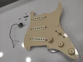 Fender American Vintage 57  62 Pickup set - Admirális Generális [Today, 9:19 pm]