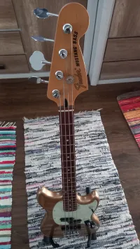 Fender Mustang bass