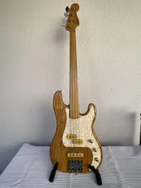 Fender Precision P+J bass Bajo eléctrico - Bassline [Today, 11:00 pm]