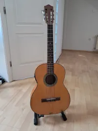 Höfner  Klasszikus gitár - kuszonoveny21 [Ma, 10:56]