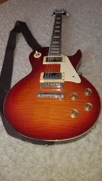 Invasion Les Paul