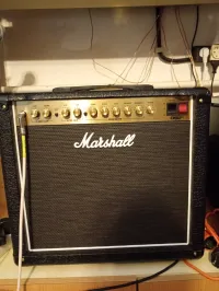 Marshall DSL20CR Röhren-Gitarrencombo - Szűrös Ferenc [Today, 3:22 pm]