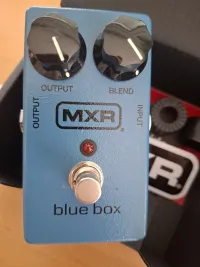 MXR Blue box fuzz Effekt pedál