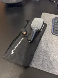 Sennheiser E 609 dinamikus