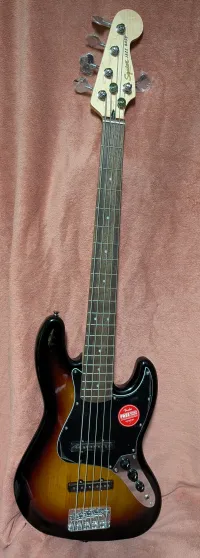 Squier Affinity Jazz Bass V 3TS Basszusgitár 5 húros - LaRoque [Tegnap, 23:57]