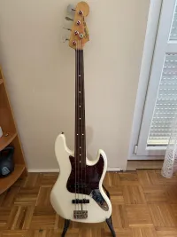 Squier Fretless JV Jazz Bass 1983 Japán Basszusgitár